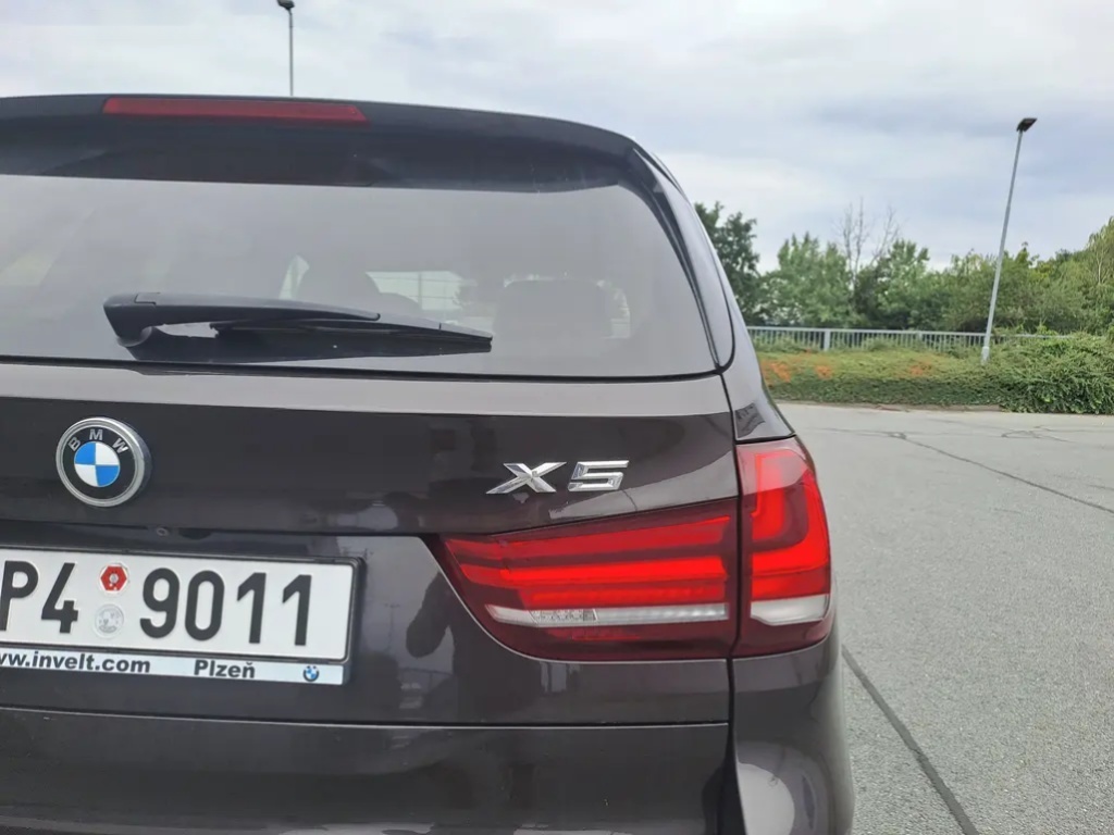 BMW X5, XD 40d 230KW JIŽ REZERVACE - 17