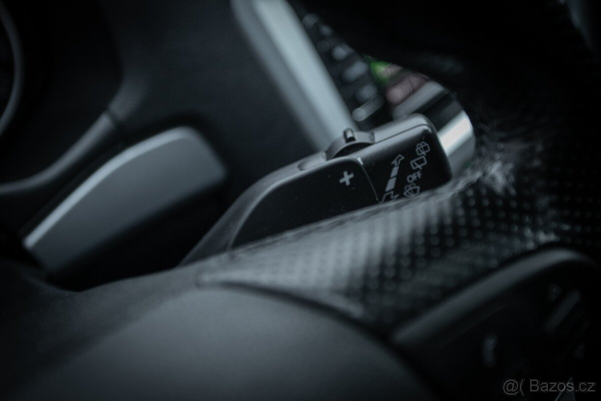 Škoda Octavia Combi RS 147kW DSG - 17