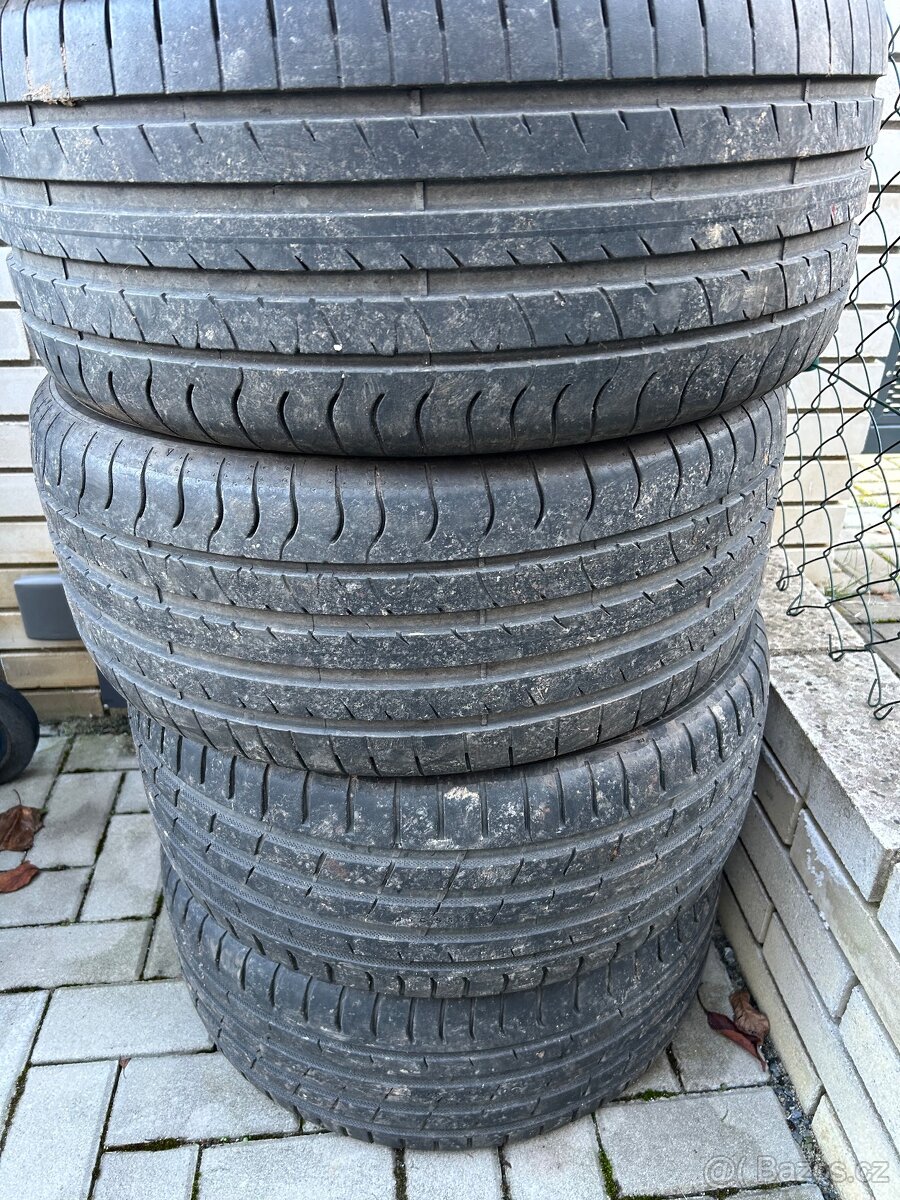 Mercedes-Benz E 250 CDI 4MATIC • 150 kW • Automat • 2014 - 17