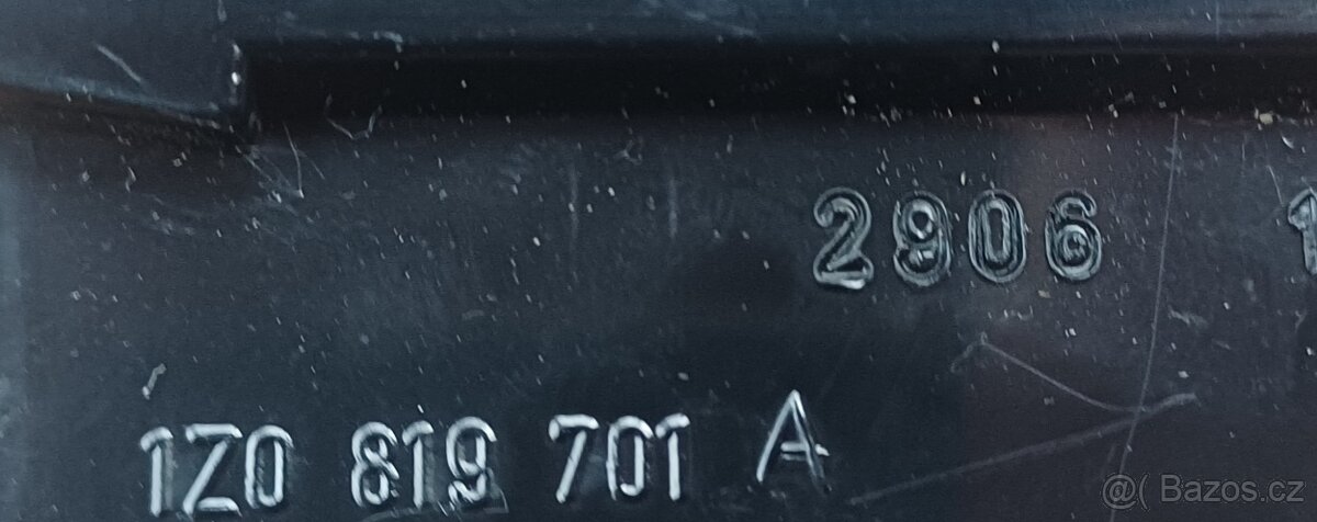 Škoda Octavia rámeček vedení vzduchu - 17