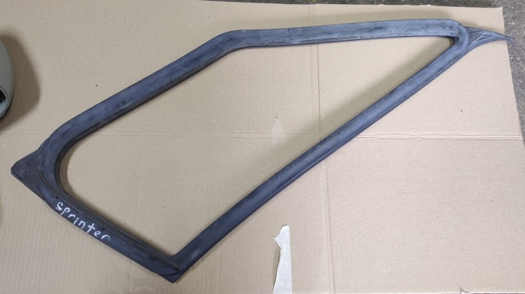 C-HR Rio Sprinter - Zrkadlo sklo tesnenie pant - 17