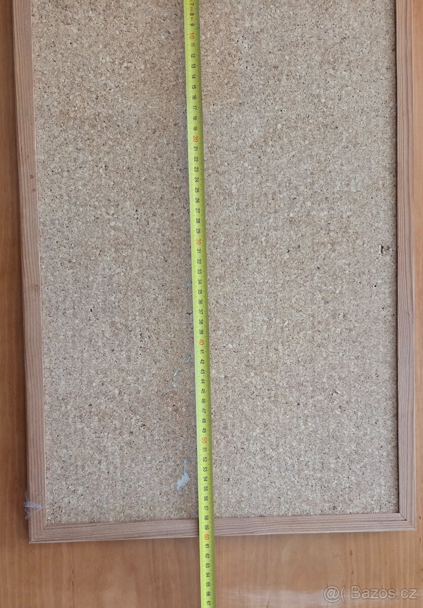 Vše za 500 Kč-klobouky, obraz, el. klávesy a další - 17