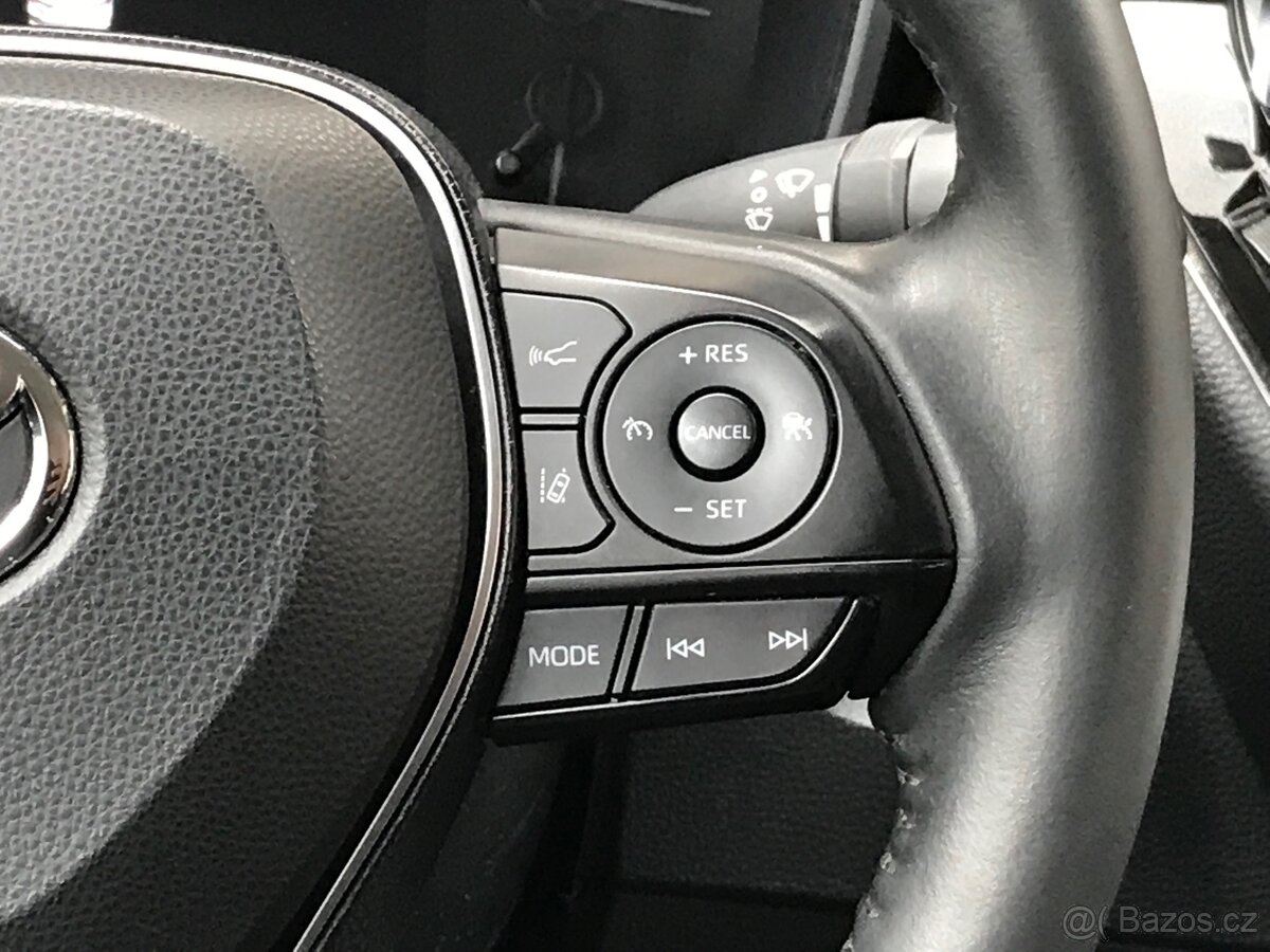 Toyota Corolla Hybrid - 2022 - 17
