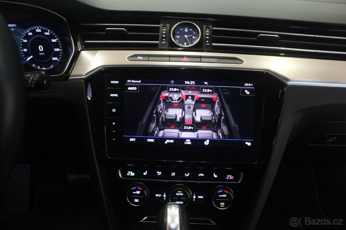 VW Passat B8 2.0TDI DSG 4x4 HIGHLINE NAVI 2019 DISPLAY - 17