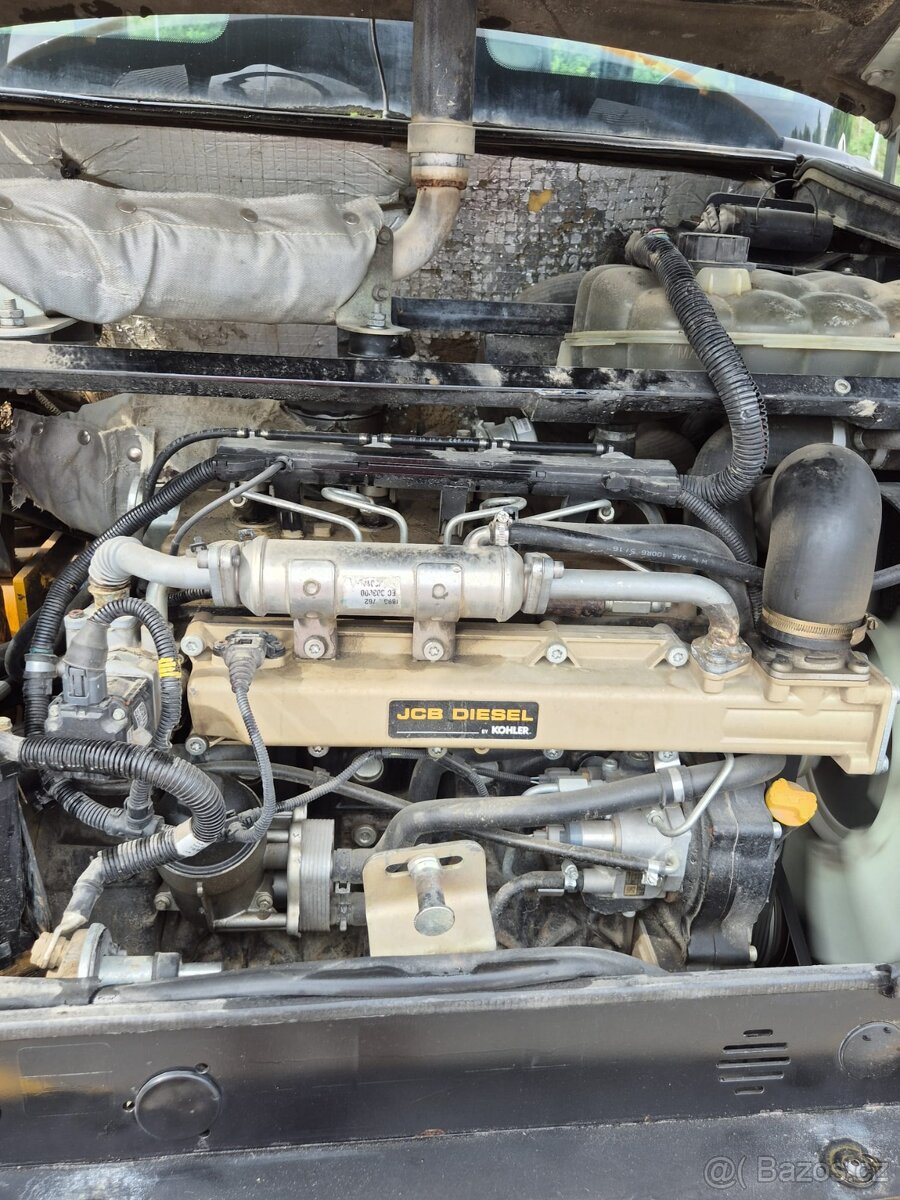 JCB TM 220 4X4 čelní nakladač s teleskopem - 17