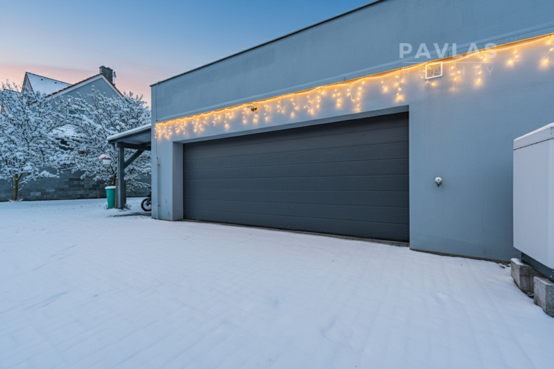 Rodinná rezidence v Novém Spolí – Luxus, prostor a wellness - 17