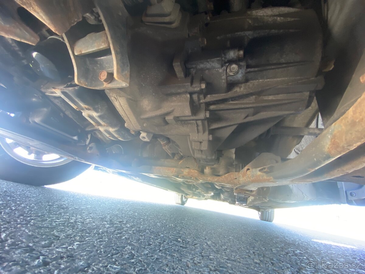 Kia ceed 1,4 combi 2009 - 17