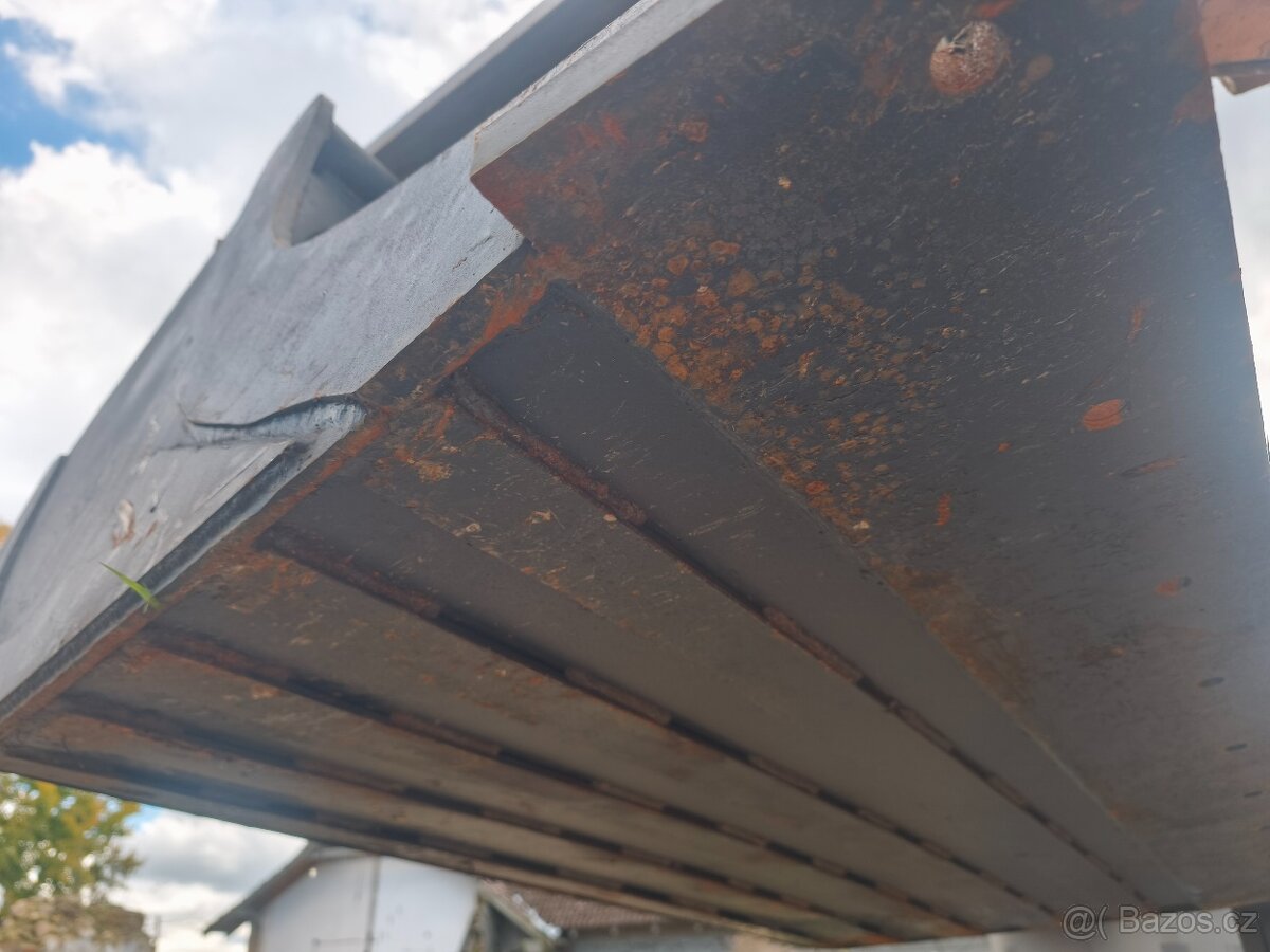 Velkoobjemová lopata 172cm pro 20-26t - 17