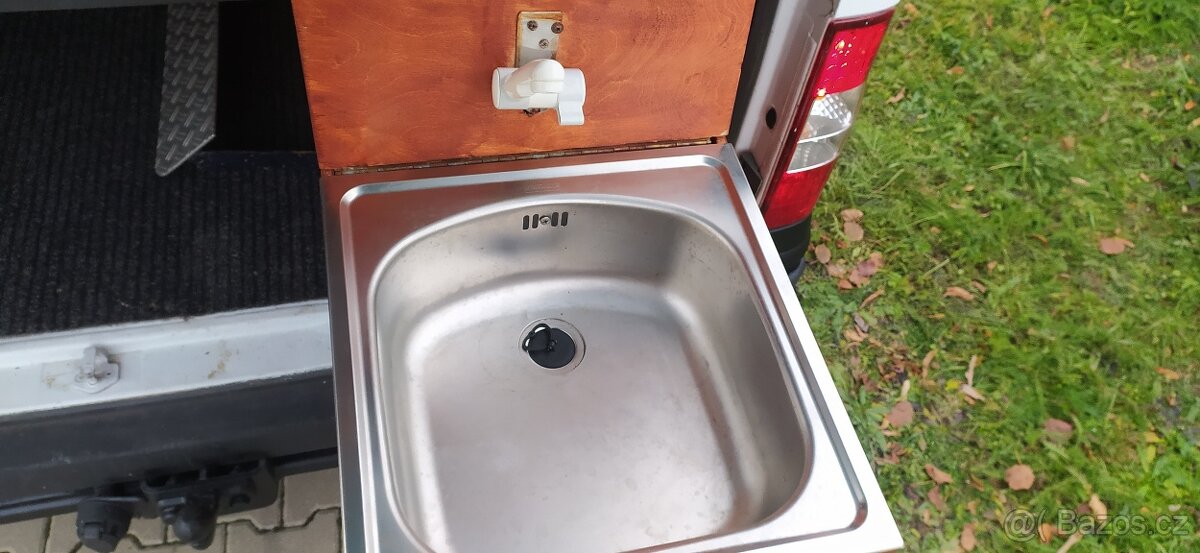 FORD TRANSIT 260S 2,2TDCi63kwrv9/2009,6 MÍST+SPANÍ OBYTNÝ - 17