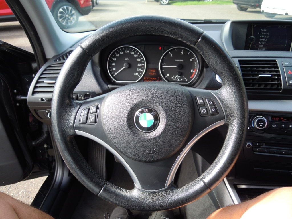 BMW 1 116 2.0D 85kw(115hp) r.v.1/2011 - 17