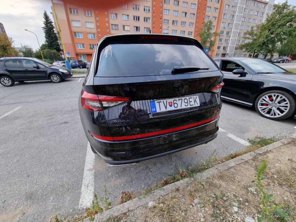 Skoda cerny znak cerne loga emblemy - 17