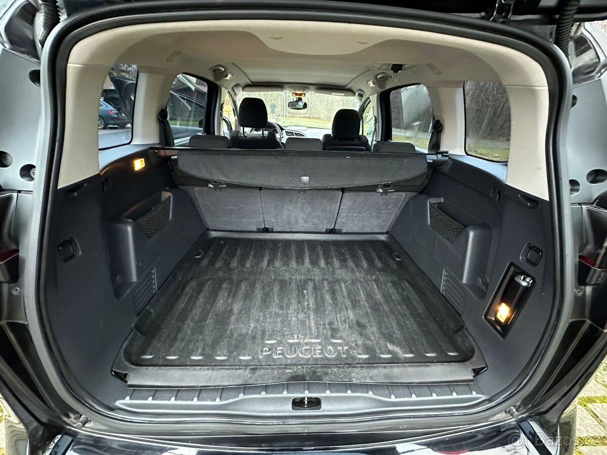 Peugeot 5008, 1.6 115 kW PANORAMA - 17