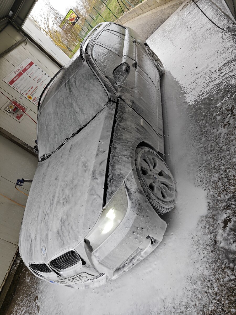 BMW E91 LCI 318d - 17