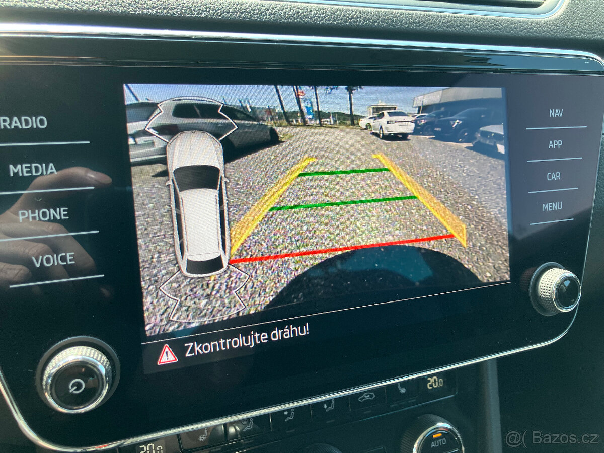 ŠKODA SUPERB 2,0TDI STYLE LED KŮŽE MANUÁL - 17