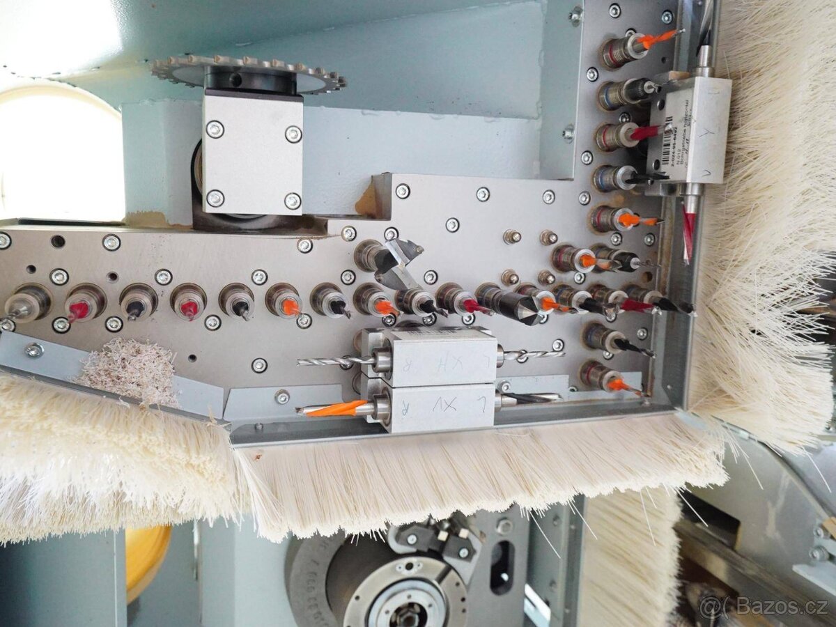 CNC obráběcí centrum WEEKE Venture 5 M - 17