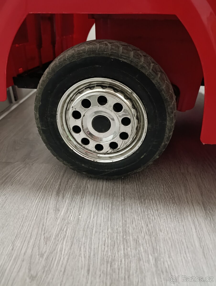 Elektrické hasičské auto - 17