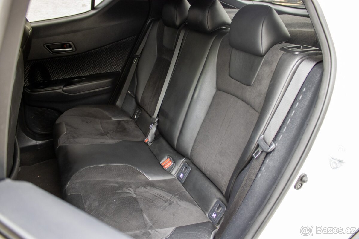 Toyota C-HR 2.0 Hybrid Dynamic Force Selection E-CVT - 17