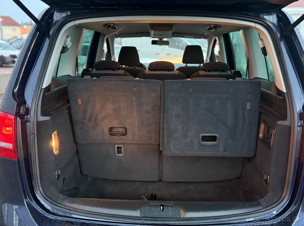 Volkswagen Sharan 2.0TDI Trendline 103kw - 17