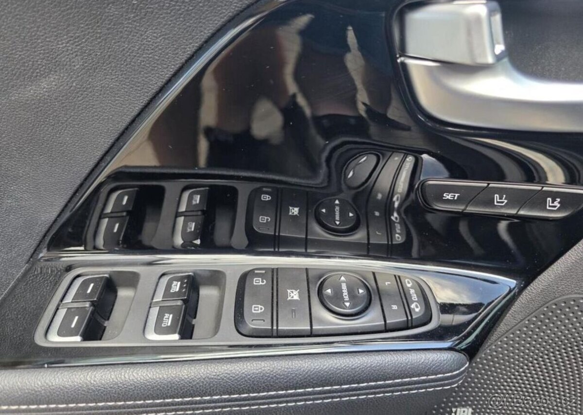 Kia e-Niro 150kW-64kWh-100SOH - 17