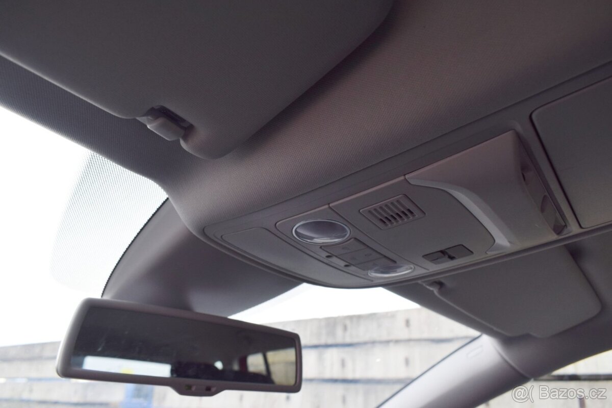 Volkswagen Touran 1.4TSi+CNG/AUTOMAT/2014/VÝBAVA - 17