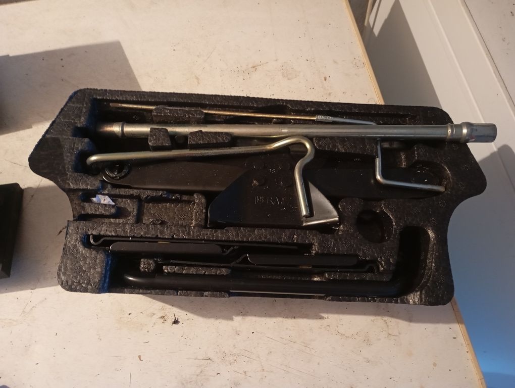 Citroen C4 Picasso 2007 díly - 17