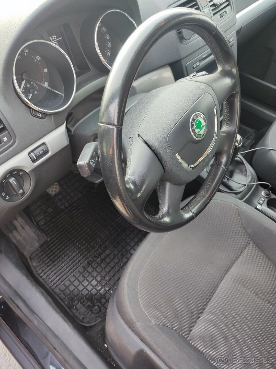 Škoda Yeti,82000 km - 17