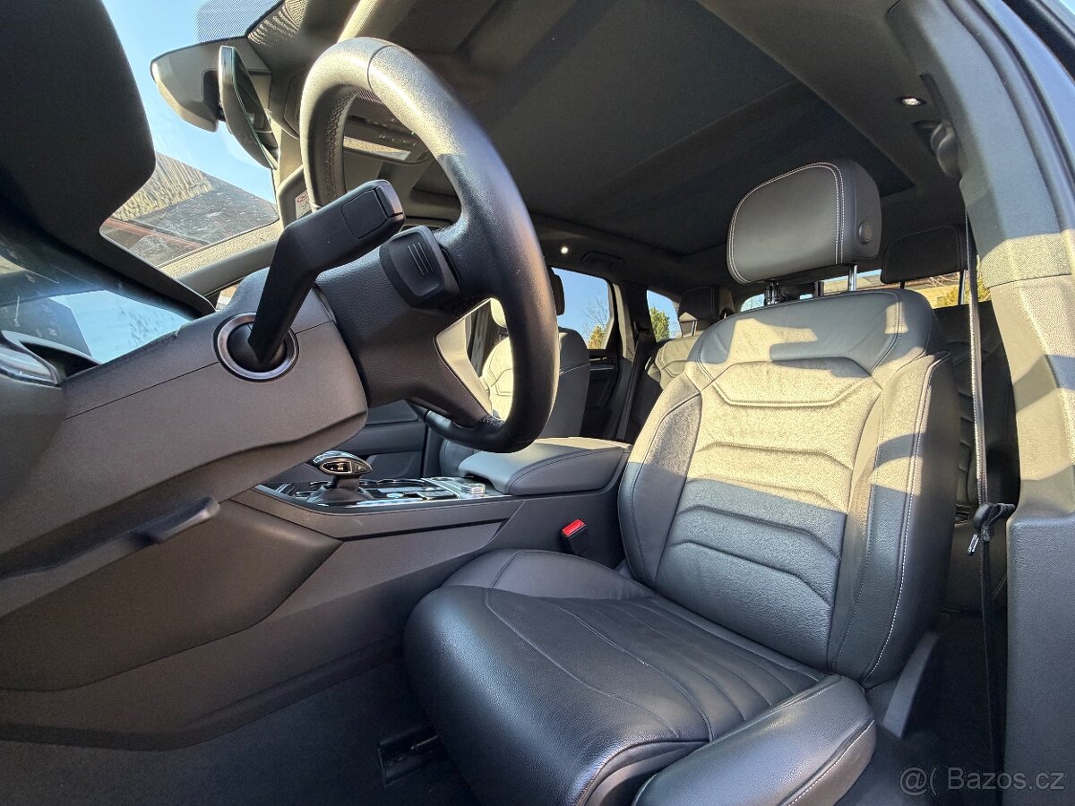 VW Touareg 3.0TSi V6 E HYBRID 2022 - MAX VÝBAVA - DPH - 17