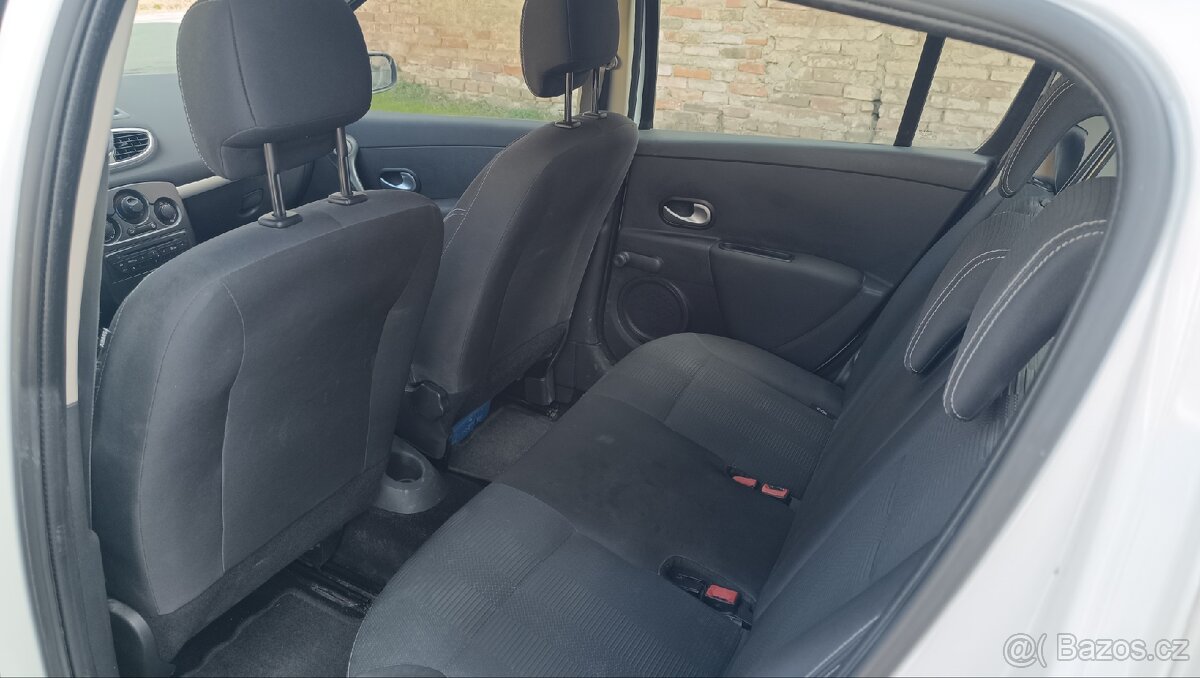 Renault Clio 1.5 DCi - 17