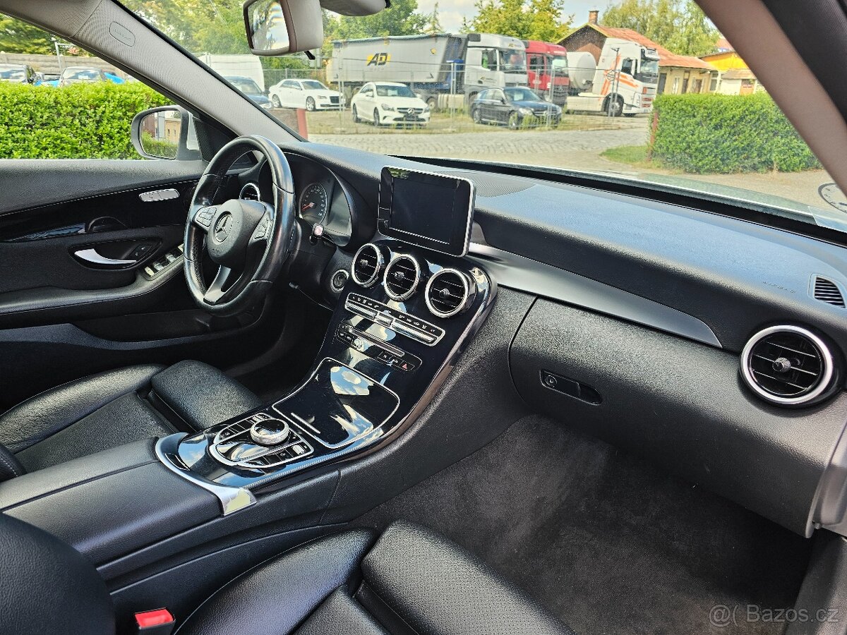 MERCEDES-BENZ C220D 125kW 2016 7G-TRONIC,VÝHŘEVY,TAŽNÉ - 17