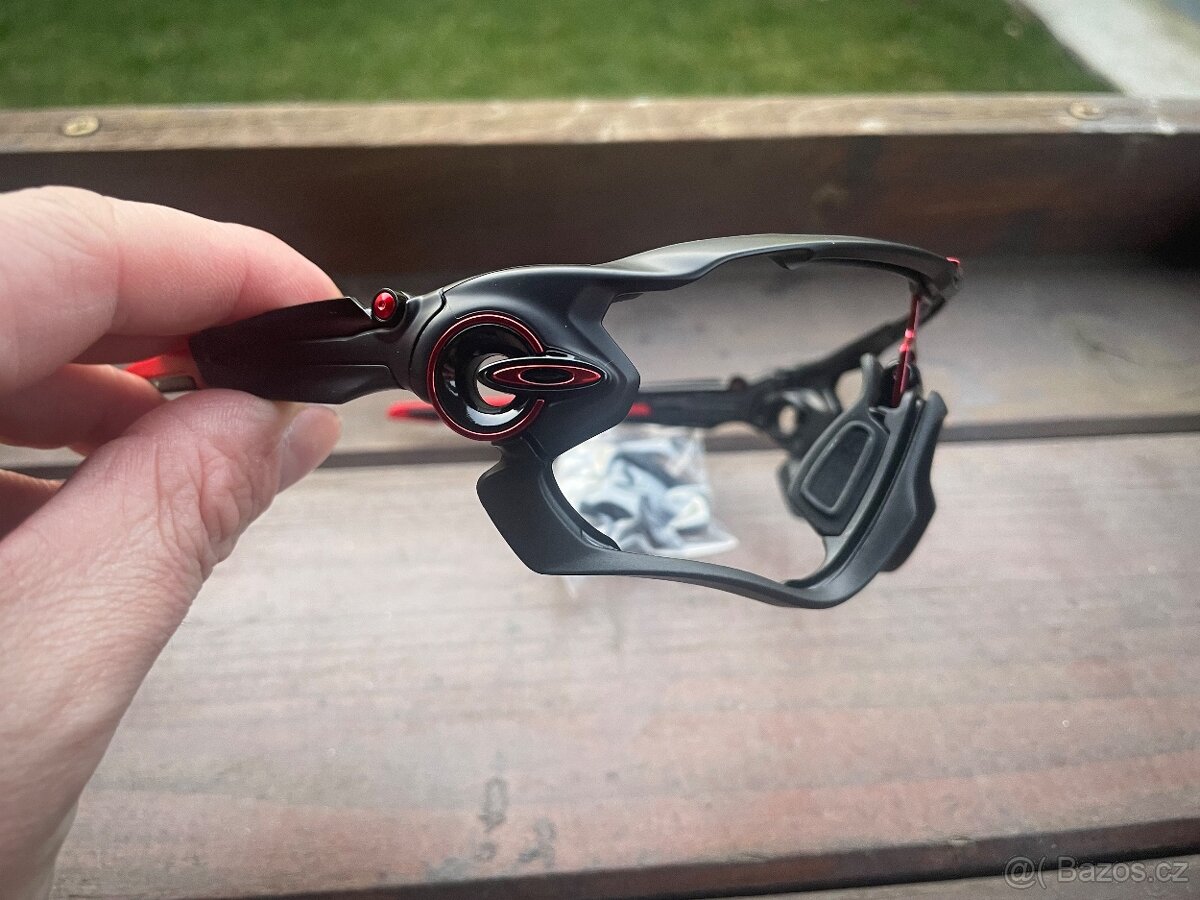 Obrouby Oakley Jawbreaker, Sutro, Radarlock, Radar EV - 17