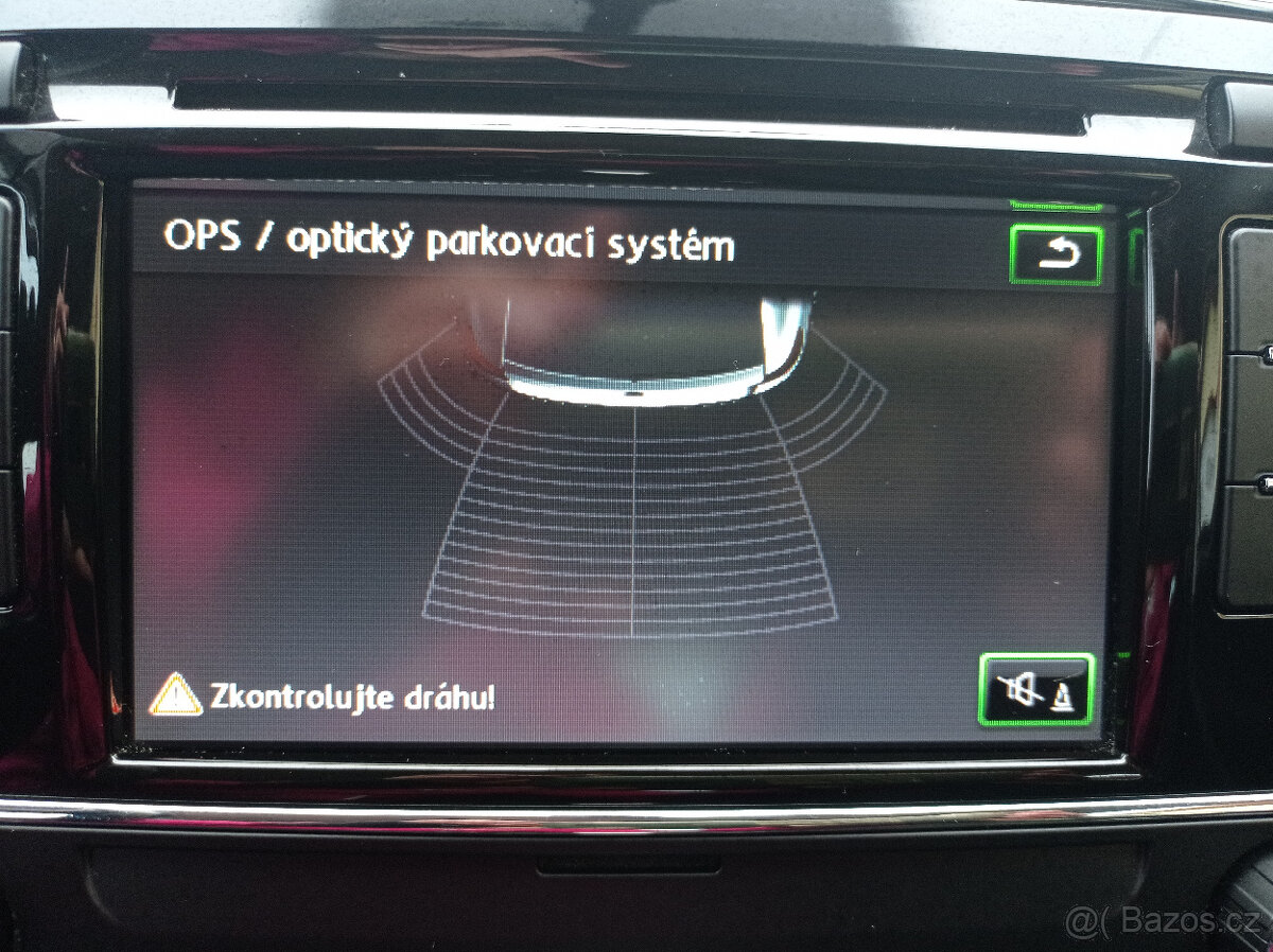 Škoda Superb 1.8 TSi 118kW/DSG/CZ/Výhřev - 17