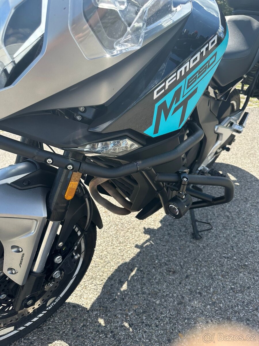 Cfmoto mt650 - 17