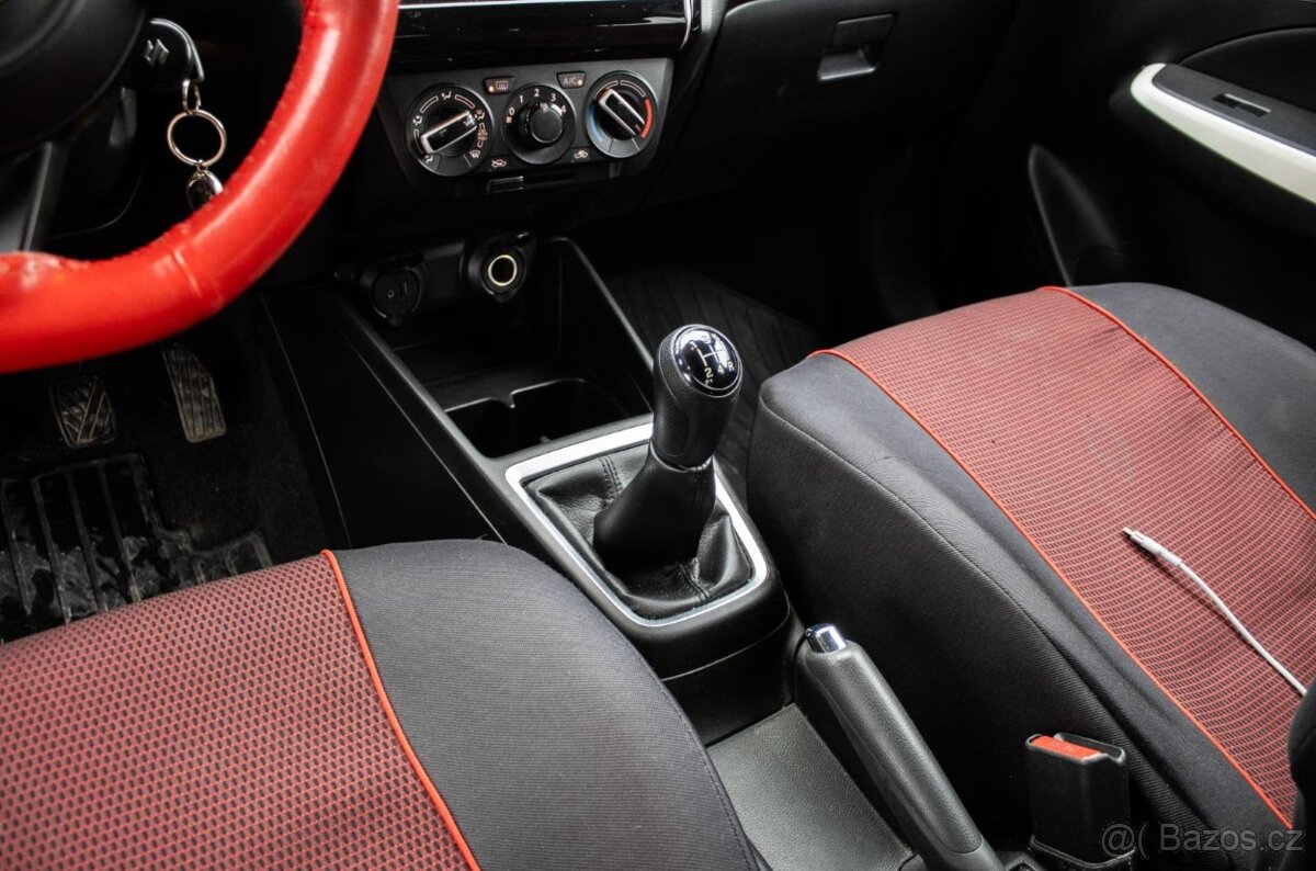 Suzuki Swift 1.2, 66kW (2020) - 17