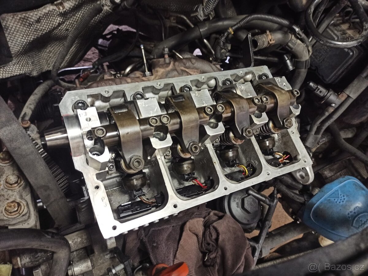 VW T5 MULTIVAN 1.9 TDI - 17