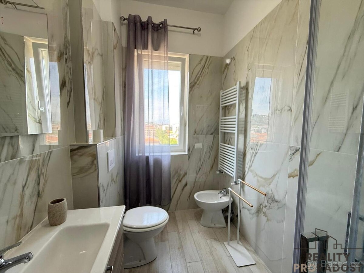 Moderní 4+kk apartmán s terasou – Viale Europa 70, Montesilv - 17