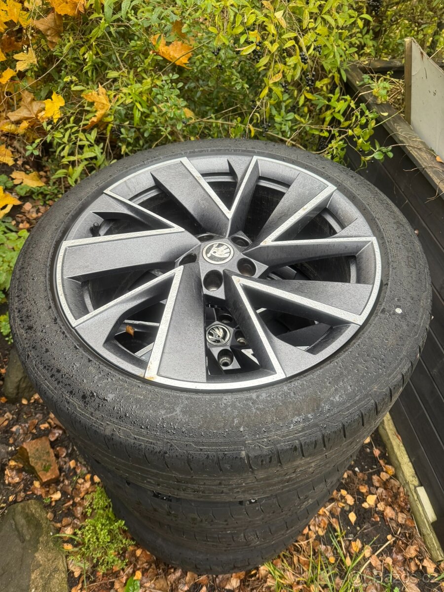 2022 Škoda Enyaq 80 Sportline - SoH 95% - 17