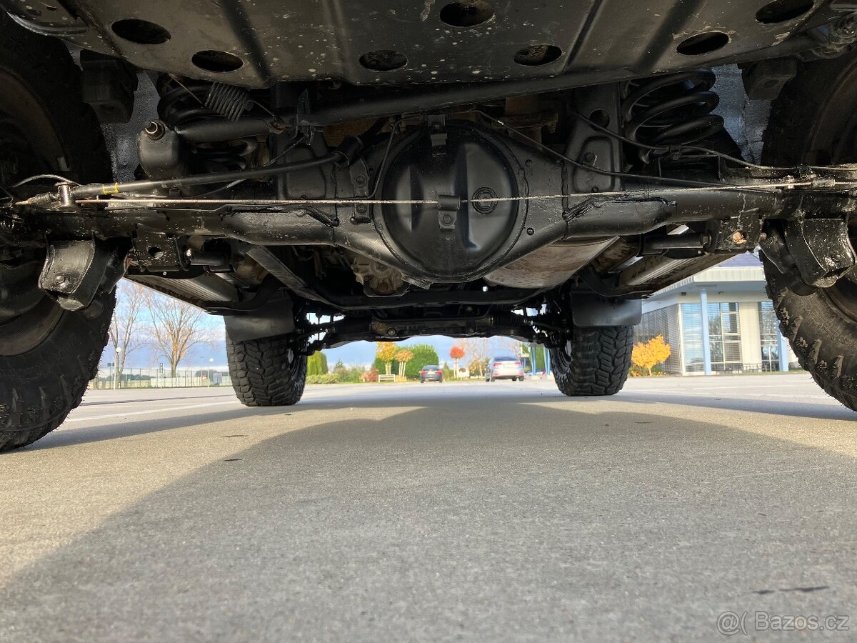 Toyota Land Cruiser J90 - 17