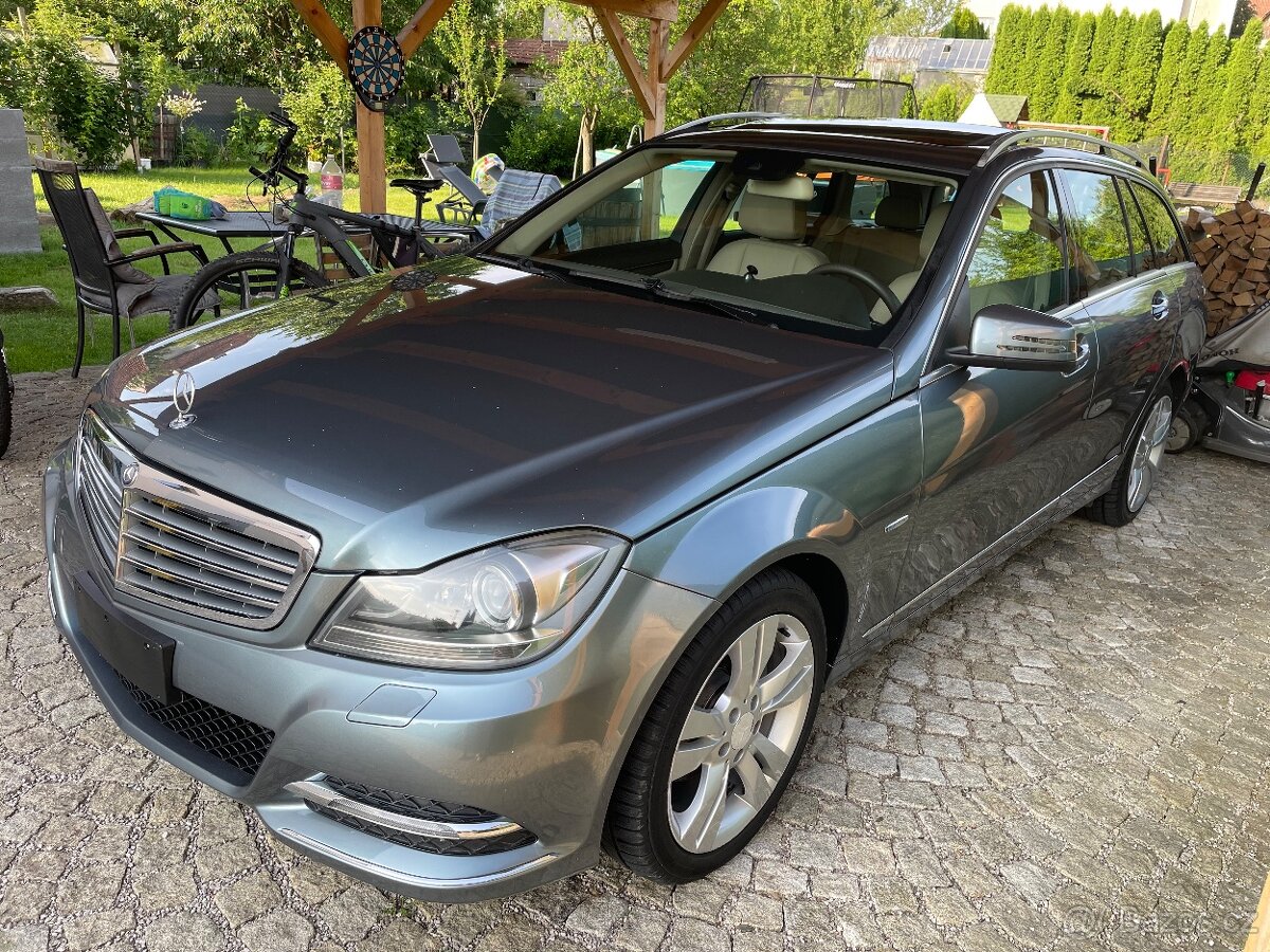 Mercedes-Benz C200 2.2 CDI Elegance W204 - 17