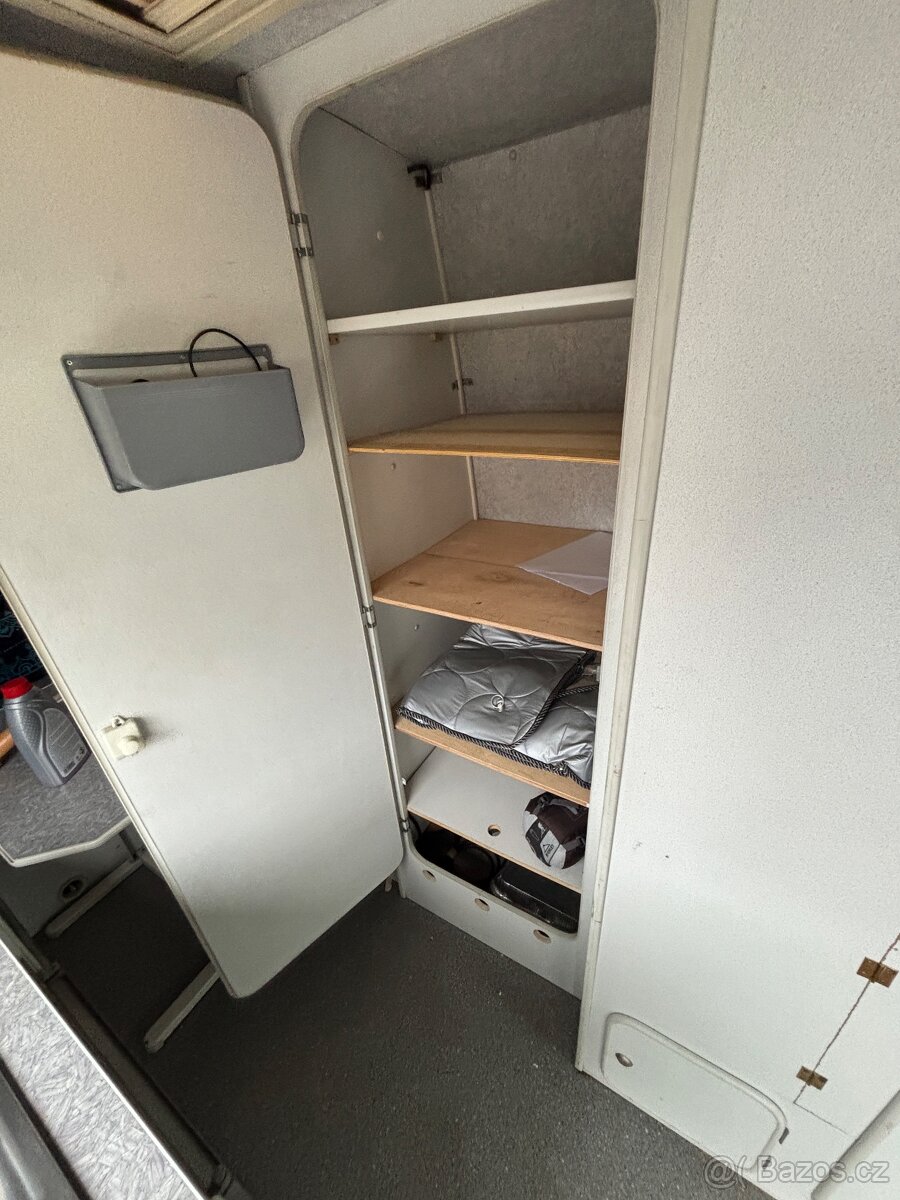 Peugeot Boxer obytný - 17