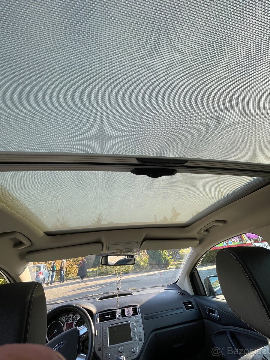 Ford Kuga 2.0 TDCi - 17