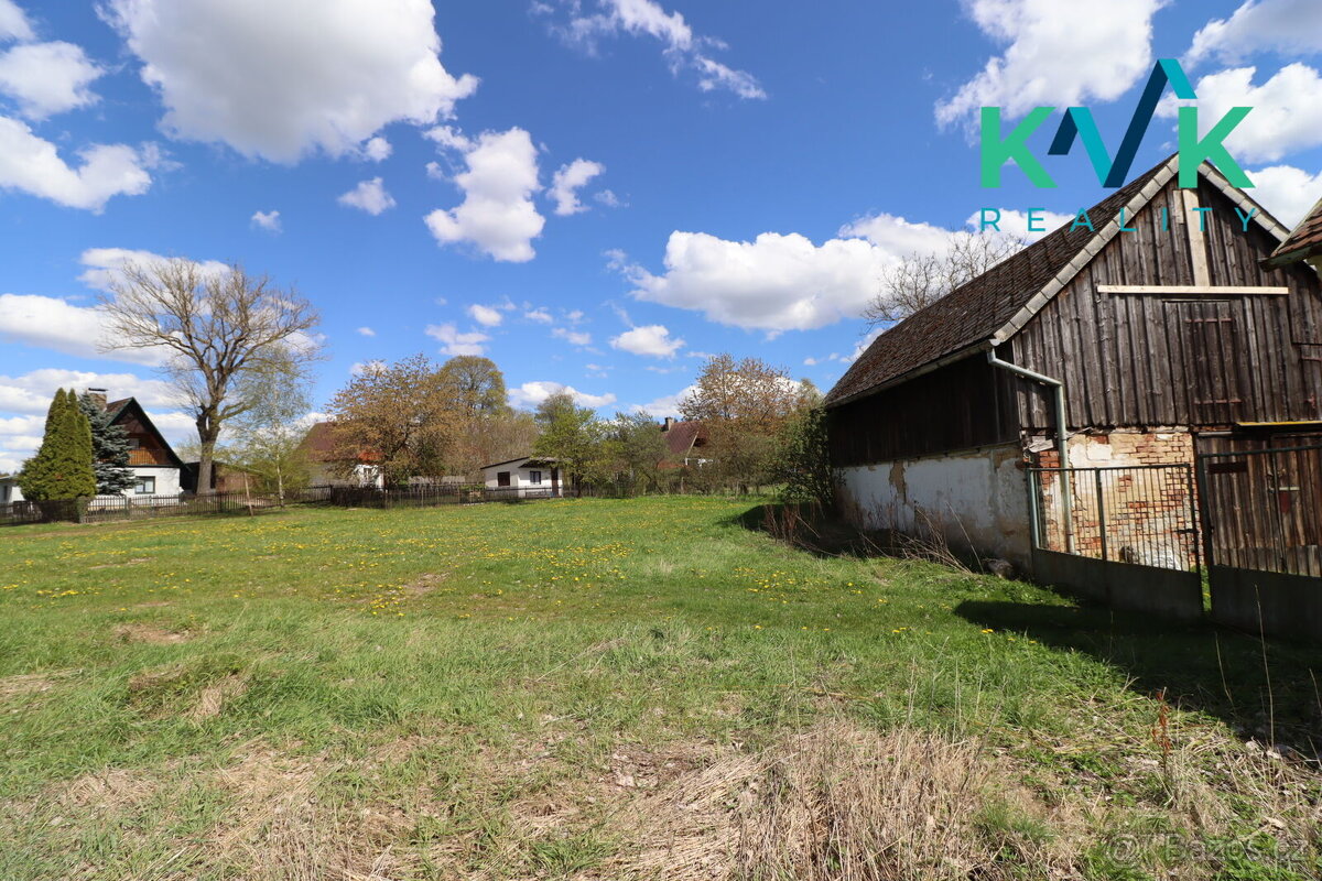 Zemědělská usedlost, pozemek 50 524 m2, rybník, stáje, stodo - 17