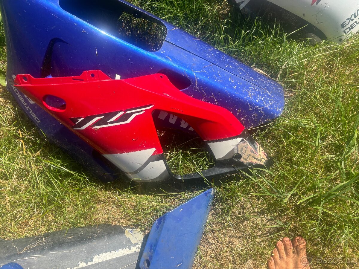 Podsedadlove plasty na Yamaha R1 98-99 - 17
