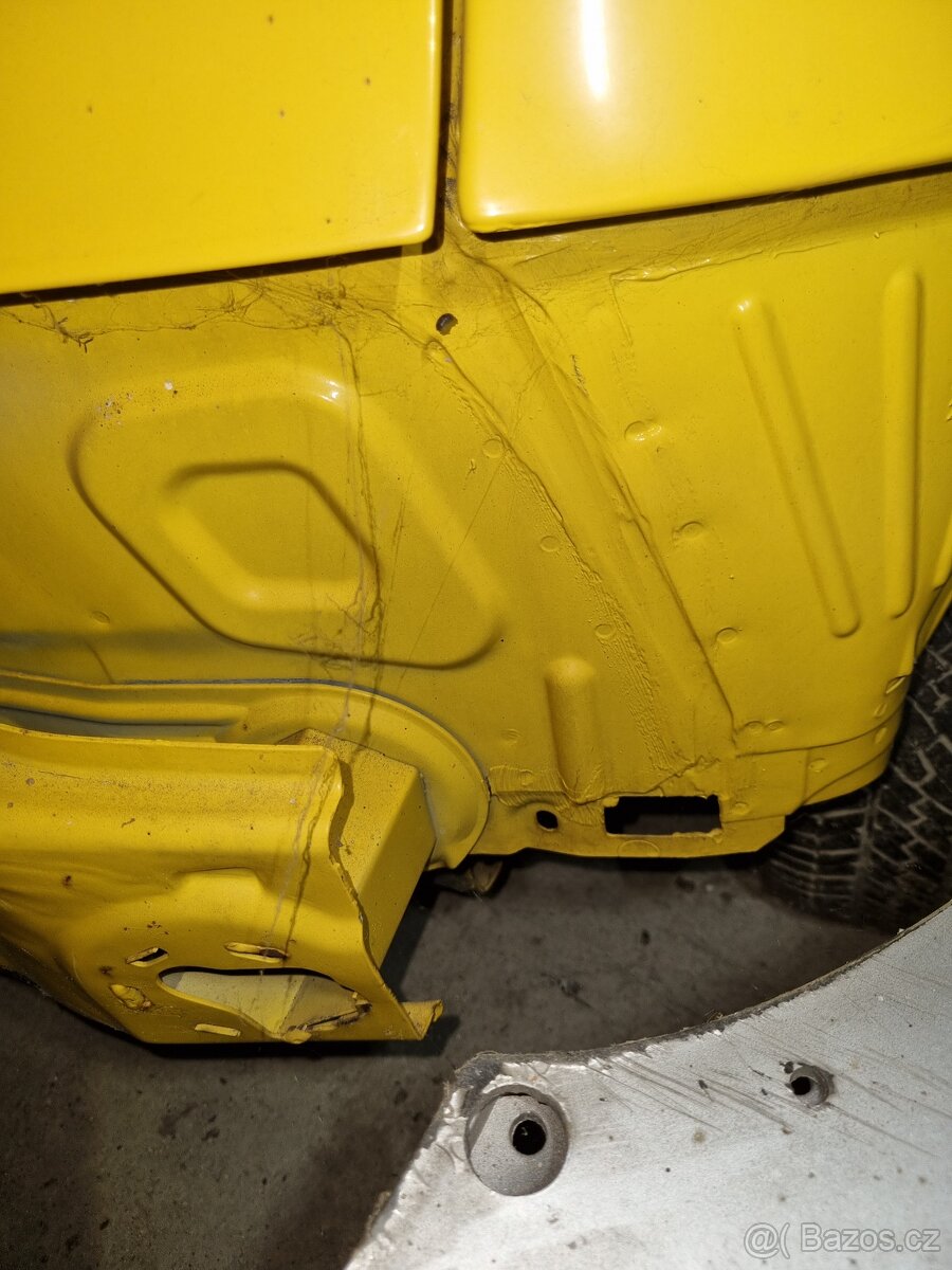 Fiat Punto 1.8 HGT - 17