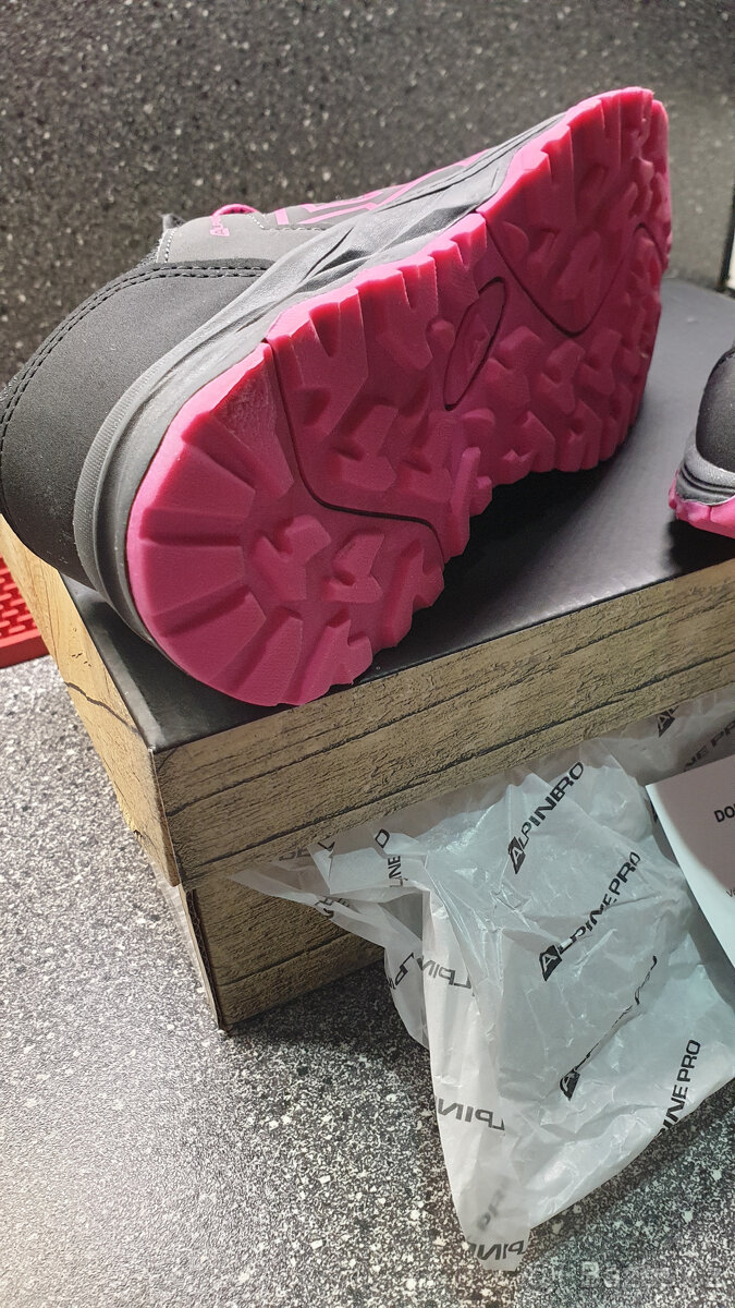 Dětské botičky Nike Air Max,Alpine,Adidas atd.cca od č.30-34 - 17