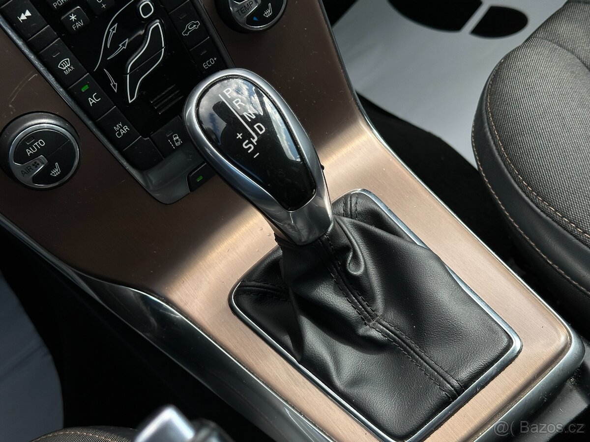 Volvo V60 2016 - 17