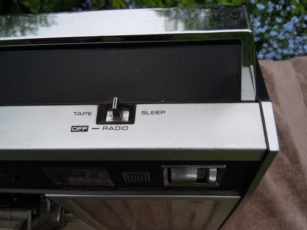 PANASONIC RQ 235TS - 17