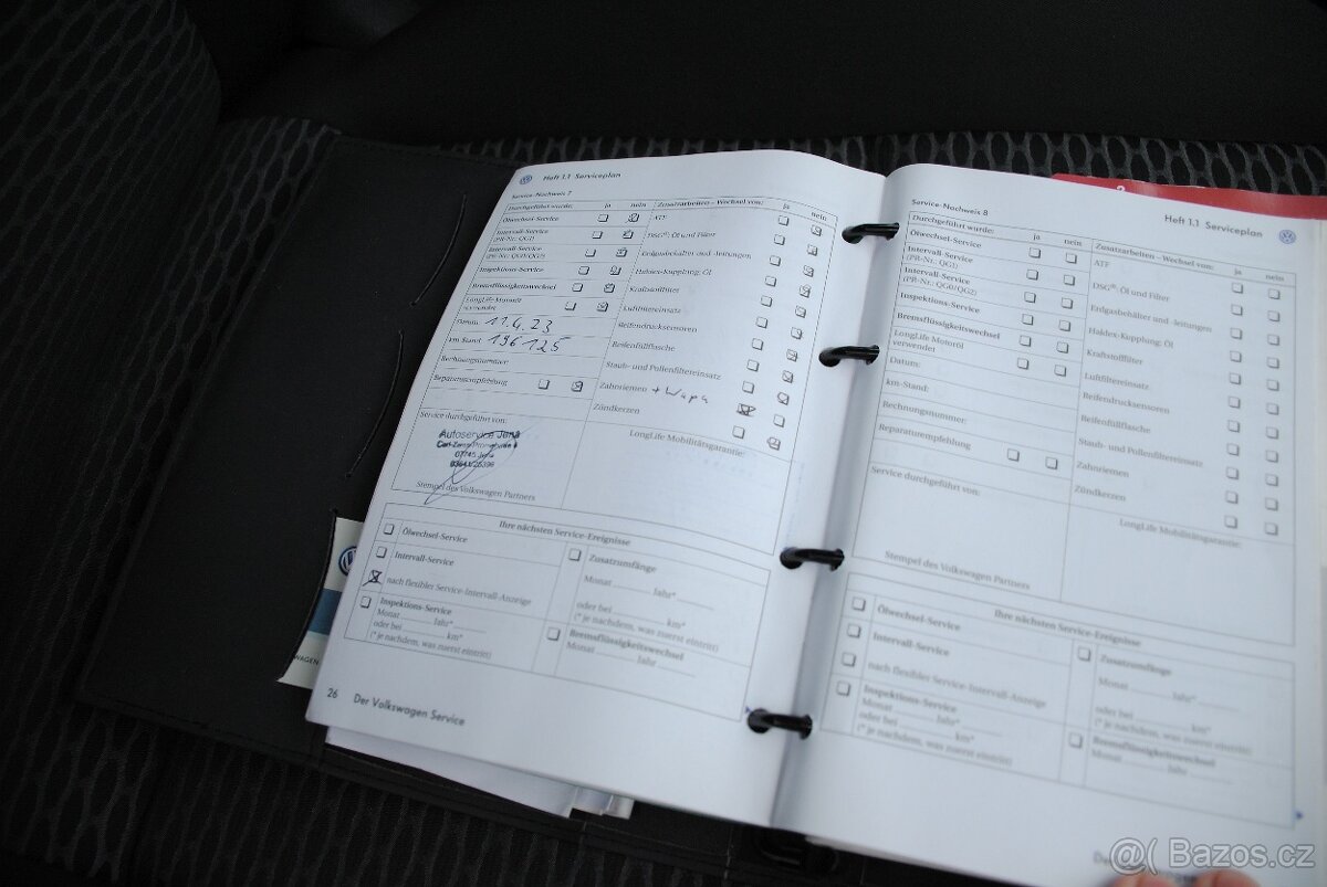 VW GOLF 6 2.0TDi 81kW - climatronic - navigace - handsfree - 17