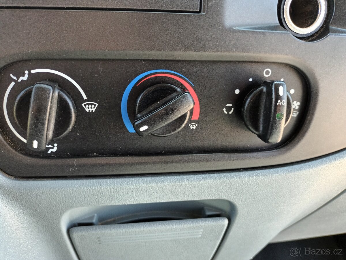 Ford Transit 2.2 TDCi 125 L3H2 2015 - 17