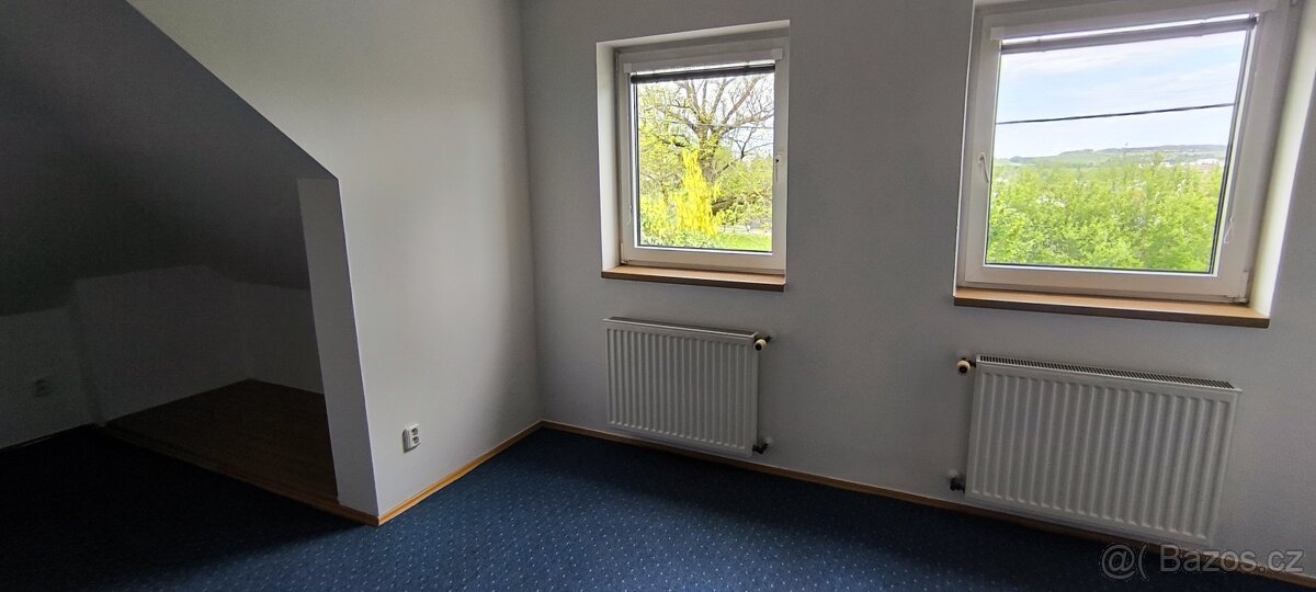 Prodám rodinný dům Zlín, zahrada, ihned k nastěhování - 17