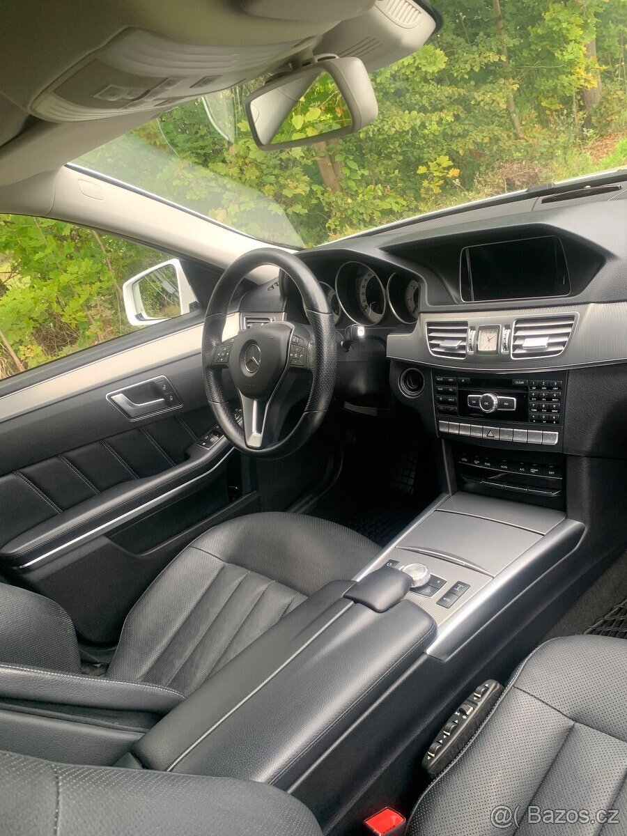 Mercedes Benz E250 - 17